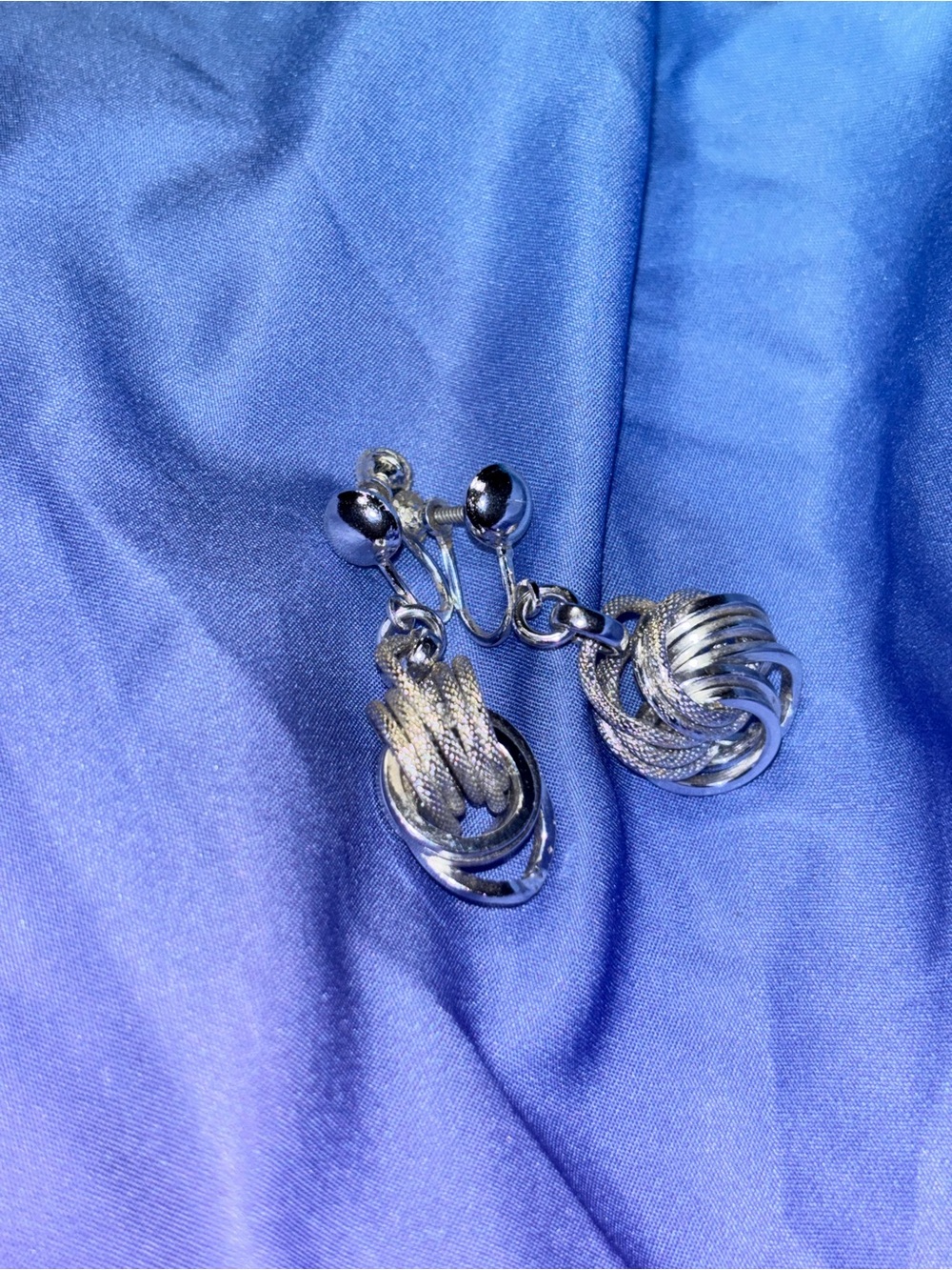 Vintage Coro Silver Tone Dangle Screw Back Earrings 1 3/4" clip on earrings 70s